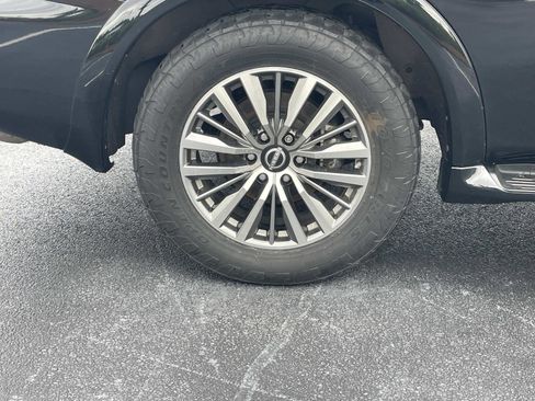 Used 2021 Nissan Armada SV w/ SV Appearance Package AWD/4WD image 9