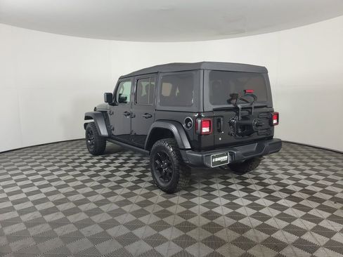 Used 2022 Jeep Wrangler Unlimited Willys image 6