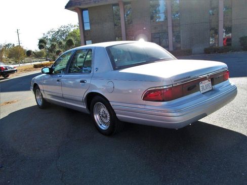 Used 1996 Mercury Grand Marquis LS image 4