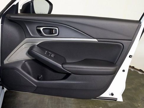 Used 2026 Acura Integra Base image 30