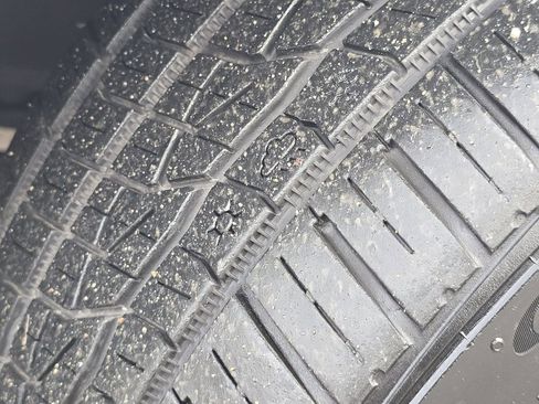 Used 2017 Lexus IS 300 AWD image 11