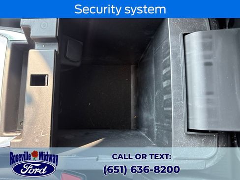 Used 2023 Ford Explorer XLT w/ Equipment Group 202A AWD/4WD image 13