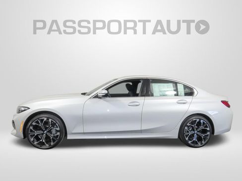 Used 2025 BMW 330i xDrive Sedan w/ Premium Package AWD/4WD image 2