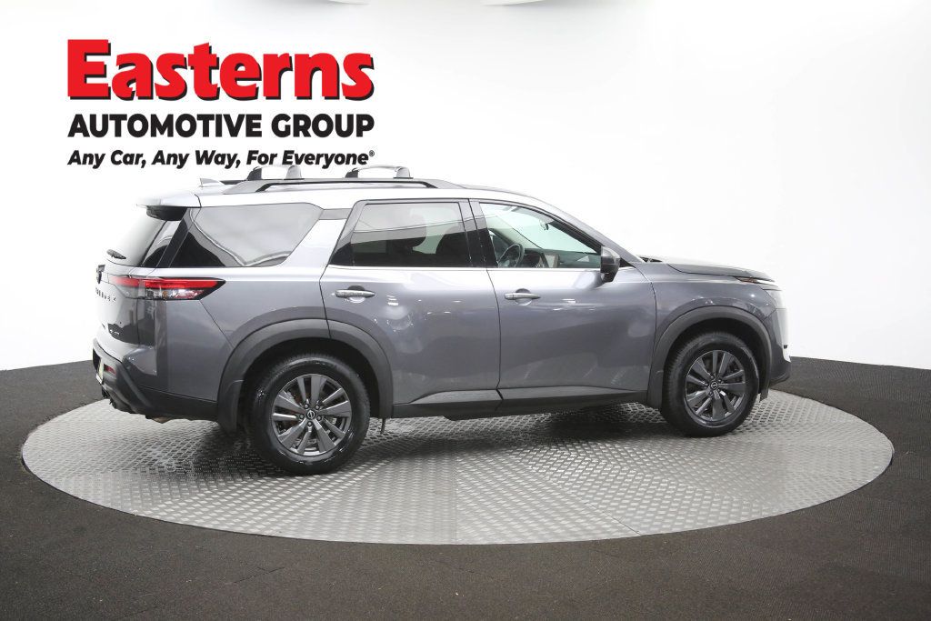Used 2023 Nissan Pathfinder SV w/ SV Premium Package AWD/4WD image 49