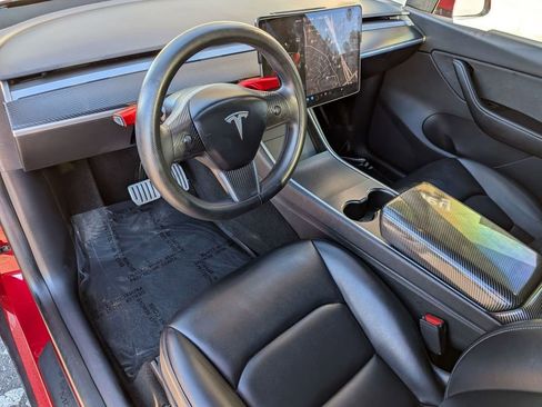 Used 2020 Tesla Model Y Performance image 14