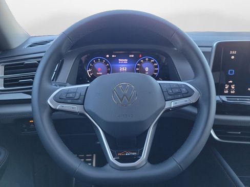 New 2026 Volkswagen Atlas Peak Edition image 10