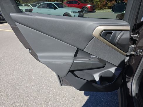 Certified 2025 BMW X3 xDrive30i image 15