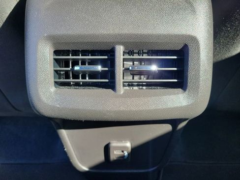 Certified 2024 Chevrolet Equinox LS w/ Driver Confidence II Package image 11