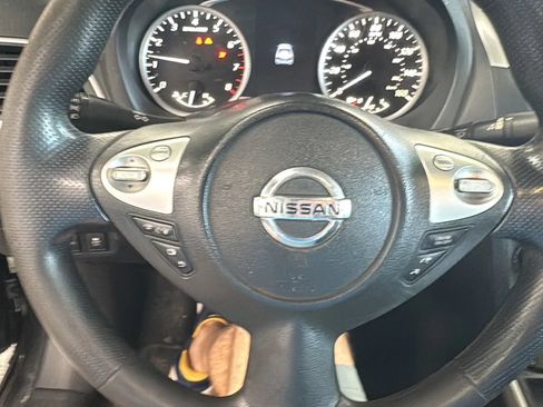 Used 2018 Nissan Sentra S FWD image 17