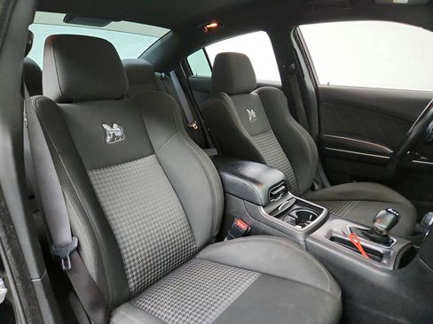 Used 2019 Dodge Charger Scat Pack image 25
