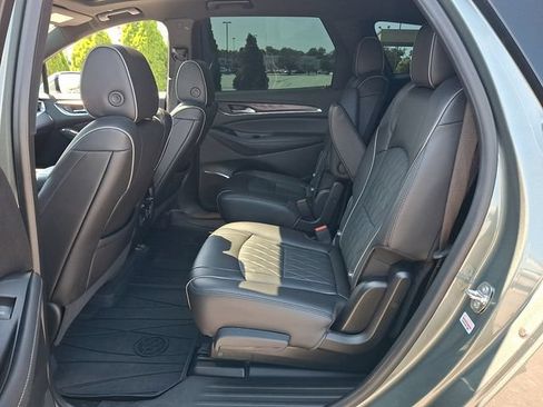 Certified 2024 Buick Enclave Avenir w/ Avenir Technology Package FWD image 10