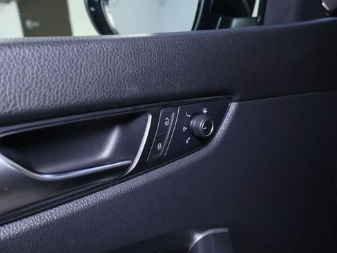 Used 2021 Volkswagen Passat 2.0T SE image 11