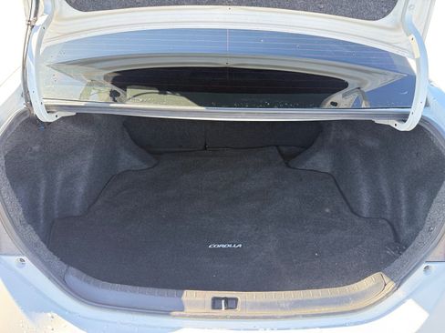 Used 2014 Toyota Corolla S FWD image 17