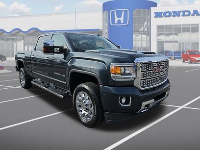 Used 2018 GMC Sierra 2500 Denali w/ Duramax Plus Package