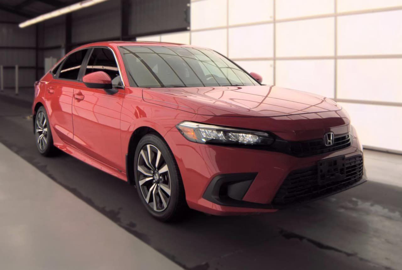 Used 2023 Honda Civic EX image 4