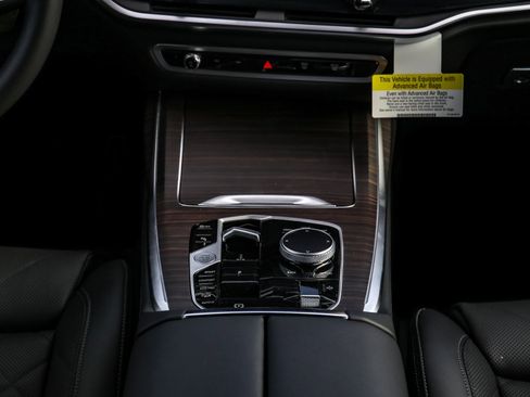 New 2026 BMW X7 xDrive40i w/ M Sport Package image 12