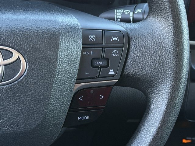 Used 2025 Toyota Camry LE FWD image 14