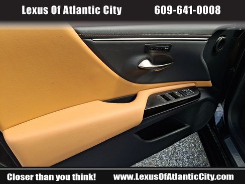 Certified 2024 Lexus ES 350 w/ Premium Package FWD image 12