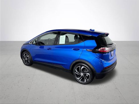 Used 2023 Chevrolet Bolt LT w/ Infotainment Package image 8