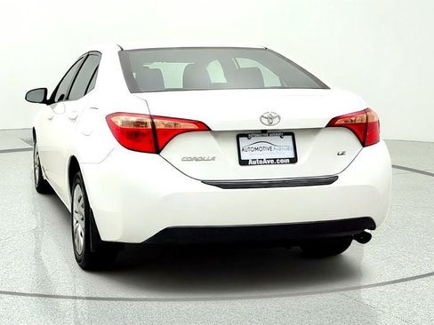 Used 2018 Toyota Corolla LE FWD image 6