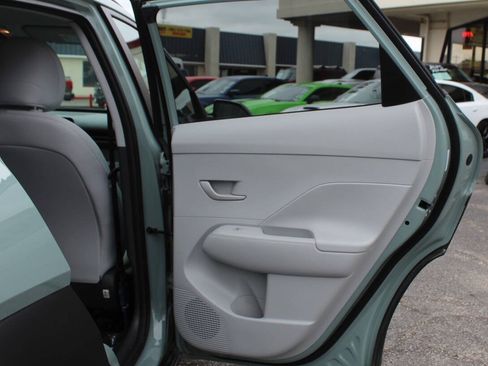 Used 2025 Hyundai Kona SEL FWD image 10