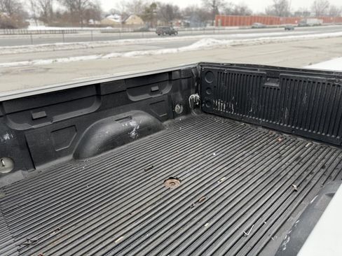 Used 2010 GMC Sierra 2500 SLE w/ SLE Preferred Package image 10