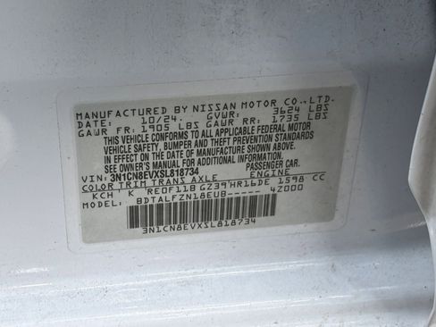 Used 2025 Nissan Versa SV FWD image 28