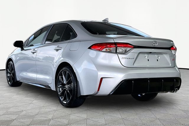 Used 2025 Toyota Corolla SE FWD image 4