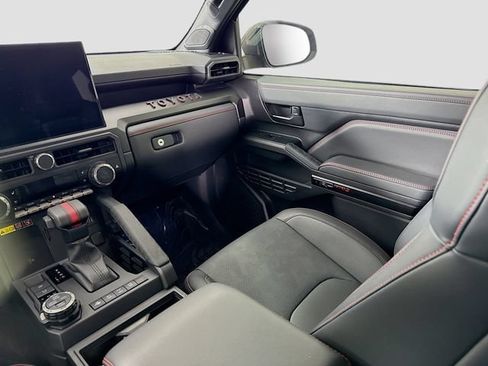 Certified 2025 Toyota Tacoma TRD Pro AWD/4WD image 25