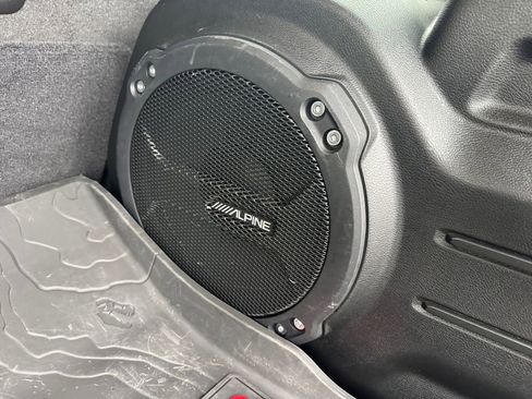 Used 2022 Jeep Wrangler Unlimited Sahara image 18