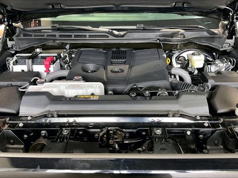 Used 2026 Toyota Tundra Limited AWD/4WD image 26