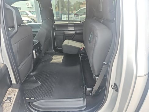 Used 2018 Ford F150 XLT w/ Equipment Group 302A Luxury AWD/4WD image 17