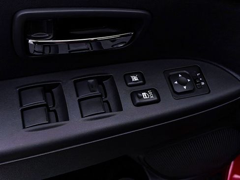 New 2026 Mitsubishi Outlander Sport LE AWD/4WD image 8