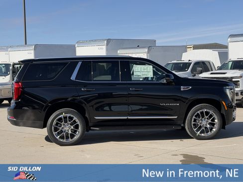 New 2026 GMC Yukon Elevation w/ Elevation Premium Package image 3