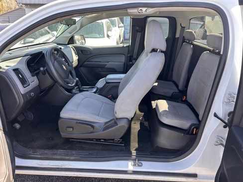 Used 2016 Chevrolet Colorado W/T RWD image 13