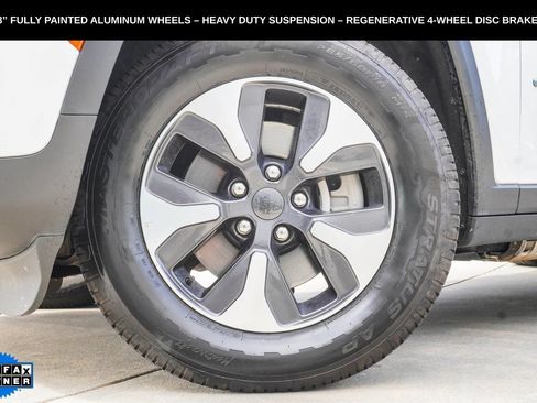 Used 2024 Jeep Grand Cherokee Limited 4xe AWD/4WD image 3