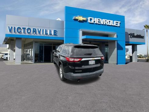 Used 2019 Chevrolet Traverse LT FWD image 8