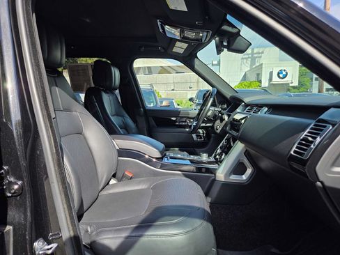Used 2019 Land Rover Range Rover Supercharged AWD/4WD image 11