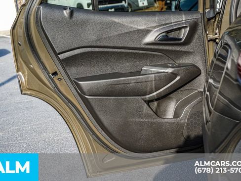 Used 2024 Chevrolet Trax LT image 48