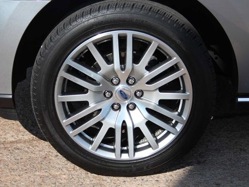 Used 2023 Ford Expedition Limited AWD/4WD image 14