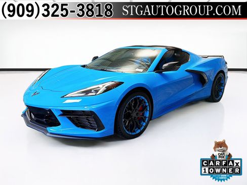 Used 2021 Chevrolet Corvette Stingray Premium Cpe w/ Z51 Performance Package RWD image 1