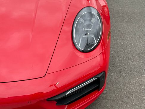 Certified 2023 Porsche 911 Carrera T w/ Sportdesign Package image 11