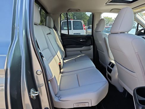 Used 2019 Honda Ridgeline RTL image 32