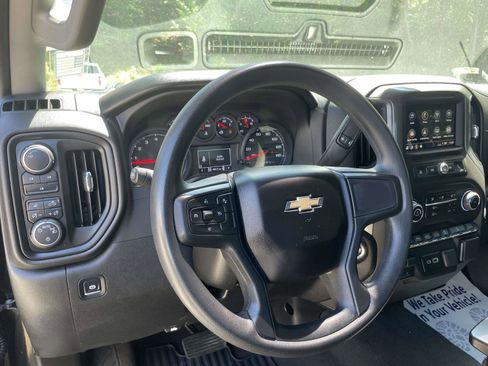 Used 2025 Chevrolet Silverado 2500 Custom w/ Custom Value Package AWD/4WD image 7