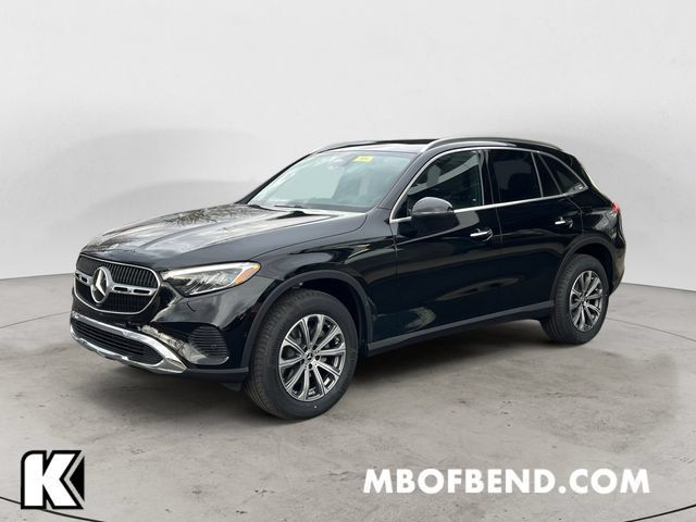 Used 2026 Mercedes-Benz GLC 300 4MATIC image 1