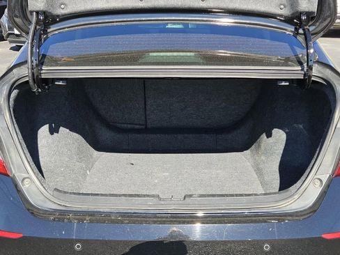 Used 2022 Honda Accord Touring image 9