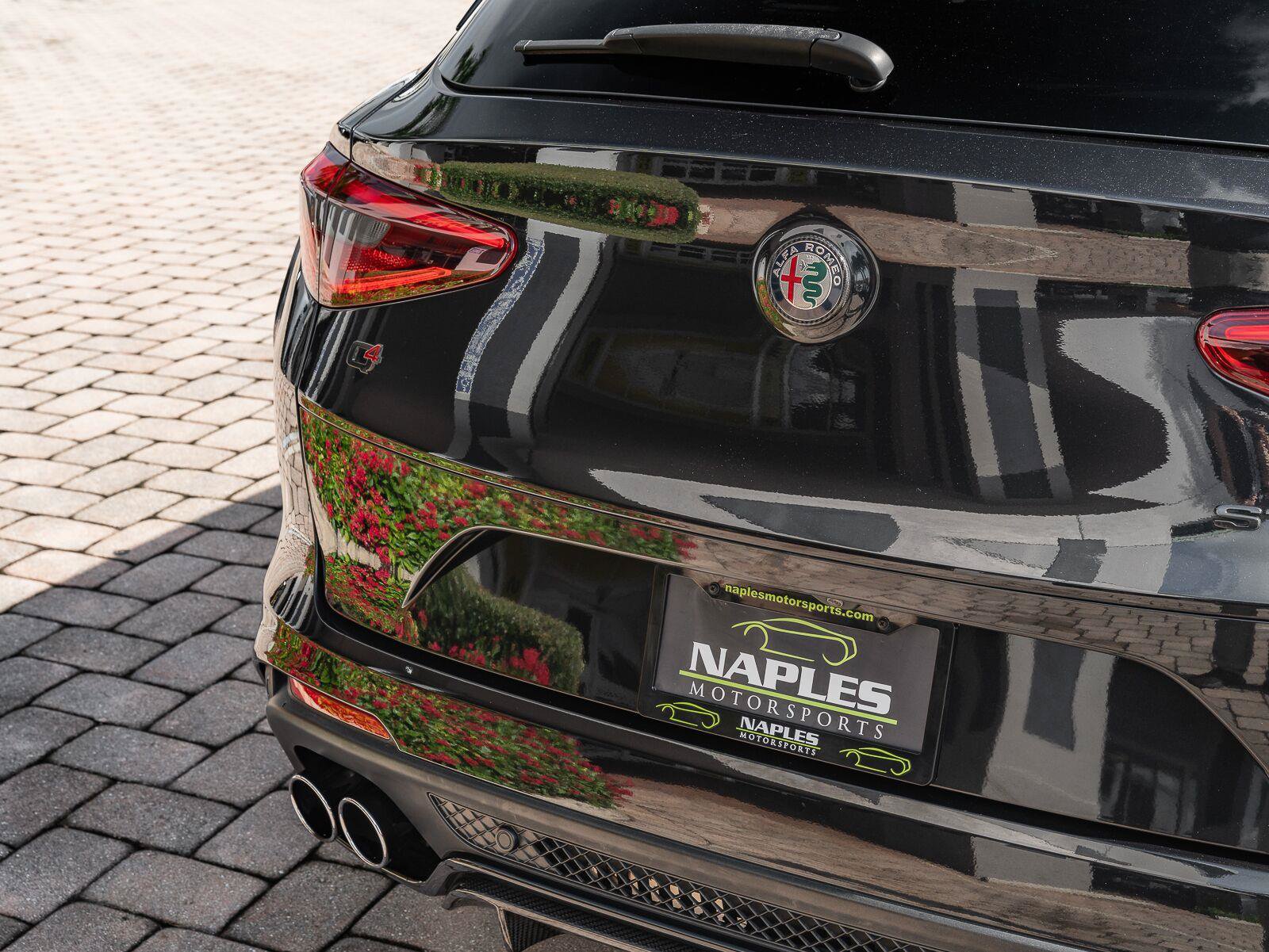 Used 2022 Alfa Romeo Stelvio Quadrifoglio w/ Active Assist Plus Package AWD/4WD image 21
