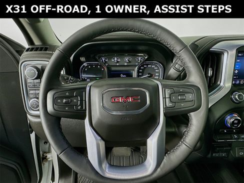 Used 2022 GMC Sierra 1500 SLT image 12