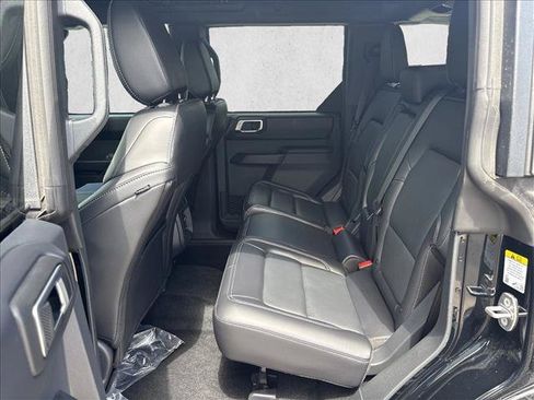 New 2026 Ford Bronco Outer Banks AWD/4WD image 18