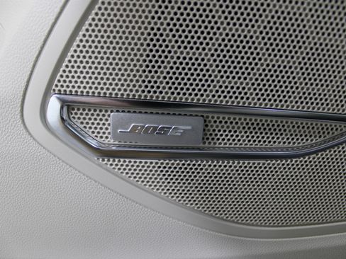 Used 2023 Buick Envision Avenir image 8